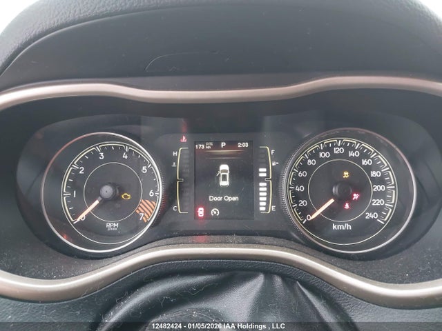 1C4PJLAB8EW315856 Jeep Cherokee Sport