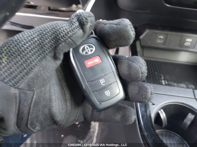 JTDADABU6R3014172 Toyota Prius