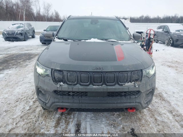 2022 Jeep Compass მანქანა იყიდება აუქციონზე, vin: 3C4NJDDB6NT165910, აუქციონის ნომერი: 12482587