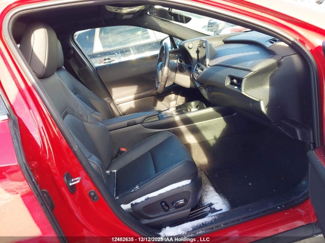 JTHUCJDH7S2003157 Lexus UX
