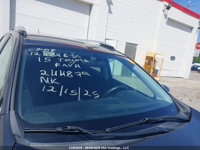 2T3BFREV0FW244879 Toyota RAV4 LE