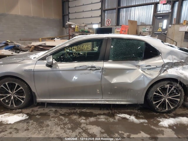 4T1B21HK3KU512504 Toyota Camry Hybrid Se