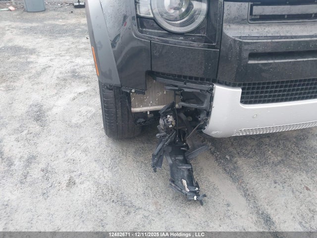 SALEJ7EX6P2136349 Land Rover Defender 110 S