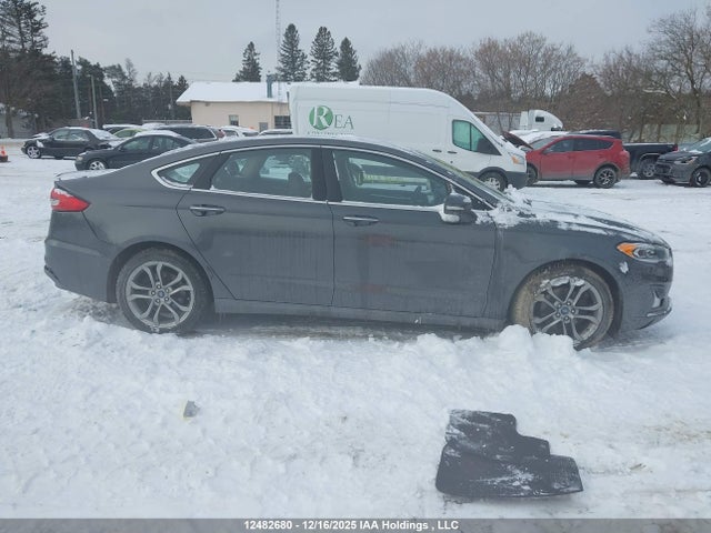Ford Fusion Hybrid Titanium 2020 3FA6P0RU7LR141573 Image 12