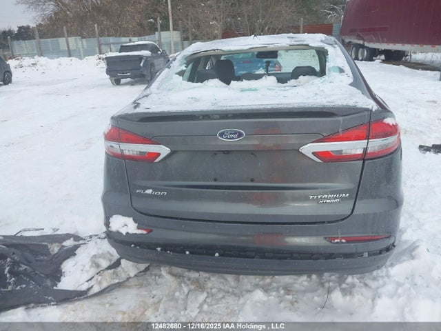 Ford Fusion Hybrid Titanium 2020 3FA6P0RU7LR141573 Image 15
