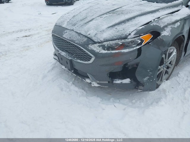 Ford Fusion Hybrid Titanium 2020 3FA6P0RU7LR141573 Image 6