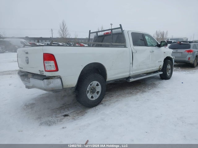 3C63R3HJ4KG613326 RAM 3500 Big Horn