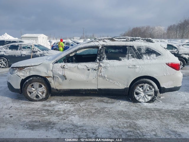 Subaru Outback 2.5i 2015 4S4BSCAC5F1242276 Image 11