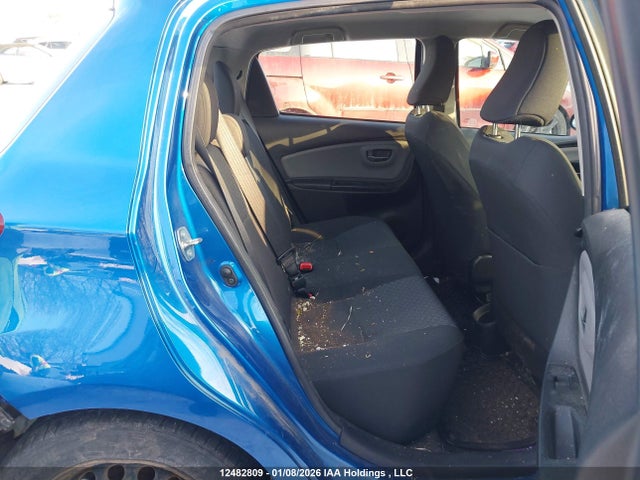 VNKKTUD34GA063920 Toyota YARIS LE