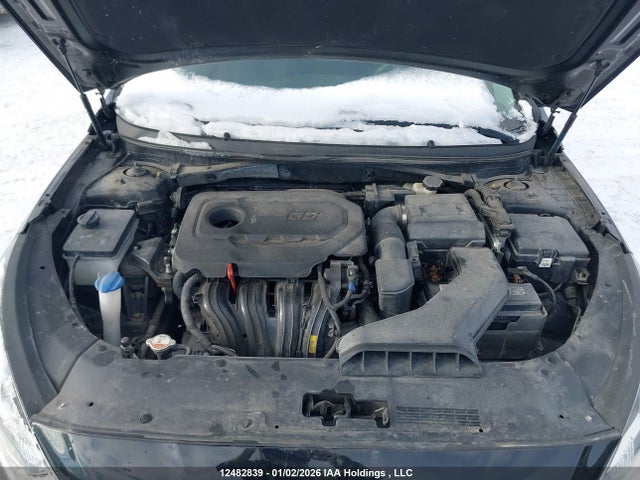 5NPE34AF2JH615502 Hyundai SONATA GLS
