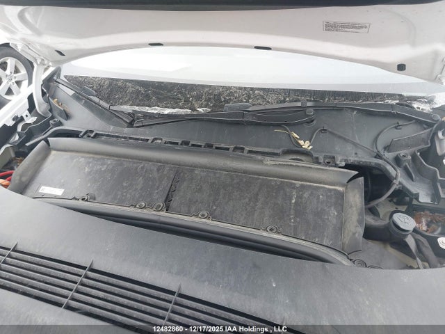 12482860 :رقم المزاد ، 7SAYGAEE7PF760465 vin ، 2023 Tesla Model Y Long Range مزاد بيع