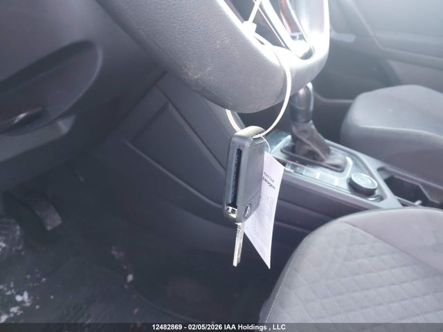 3VV0B7AX8KM169733 Volkswagen Tiguan Trendline