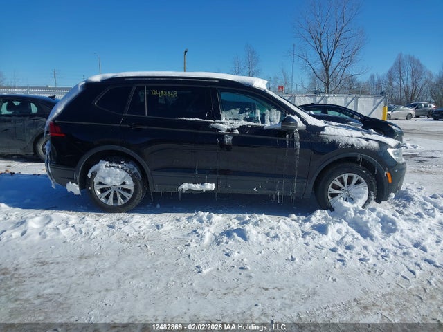 3VV0B7AX8KM169733 Volkswagen Tiguan Trendline
