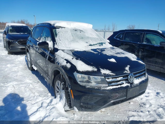 3VV0B7AX8KM169733 Volkswagen Tiguan Trendline