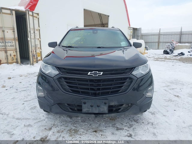 2GNAXUEV4M6164996 Chevrolet EQUINOX LT