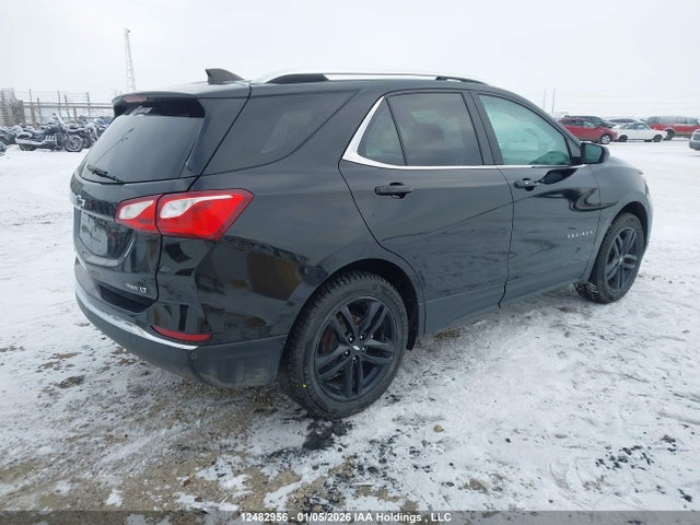 2GNAXUEV4M6164996 Chevrolet EQUINOX LT