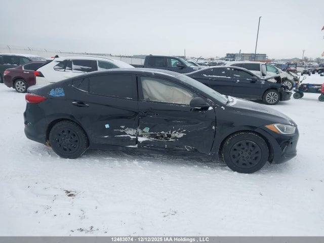 Hyundai Elantra 2017 5NPD74LF8HH117375 Image 13
