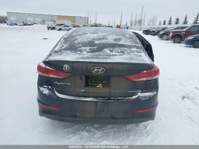 Hyundai Elantra 2017 5NPD74LF8HH117375 Image 16