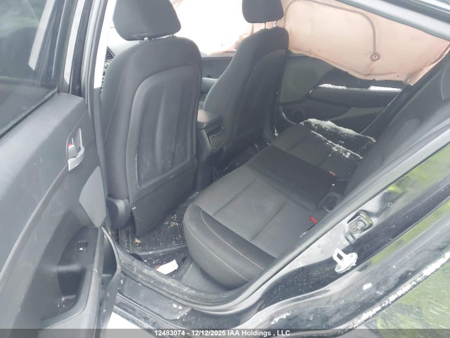Hyundai Elantra 2017 5NPD74LF8HH117375 Image 8