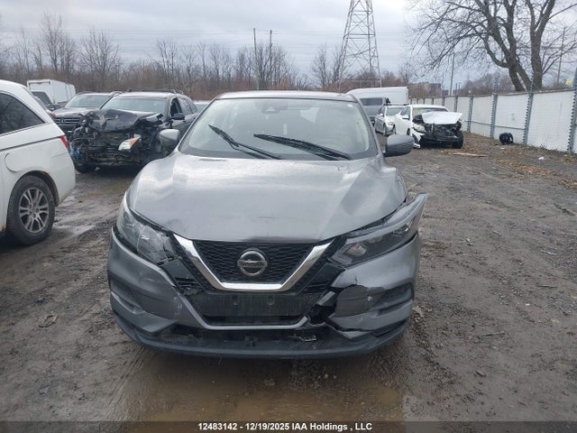JN1BJ1AV6MW317468 Nissan Rogue Sport S