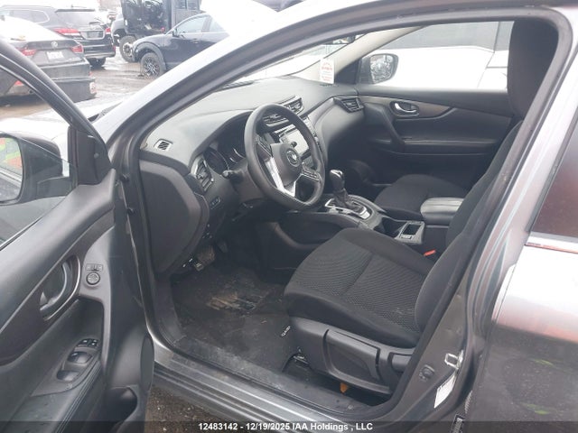 JN1BJ1AV6MW317468 Nissan Rogue Sport S