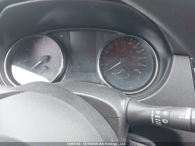 JN1BJ1AV6MW317468 Nissan Rogue Sport S