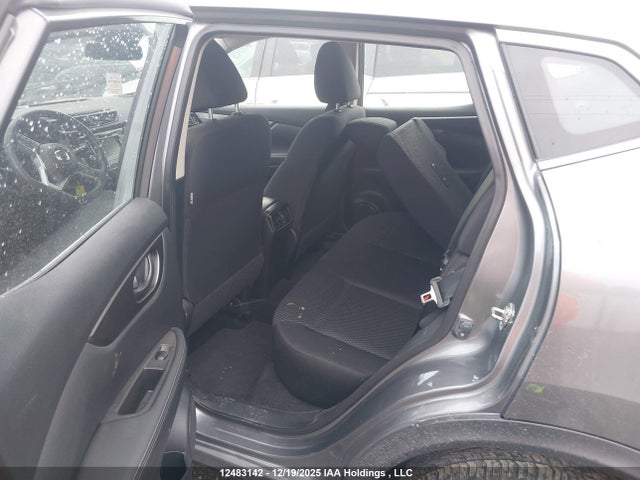 JN1BJ1AV6MW317468 Nissan Rogue Sport S
