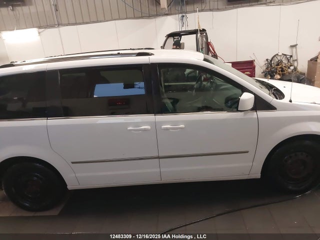 2C4RDGDGXHR686948 Dodge Grand Caravan Crew