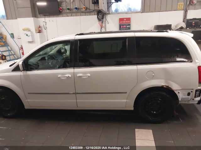 2C4RDGDGXHR686948 Dodge Grand Caravan Crew