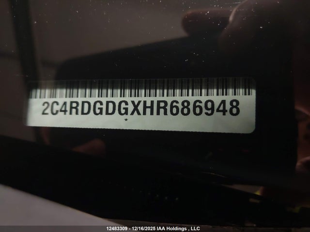 2C4RDGDGXHR686948 Dodge Grand Caravan Crew
