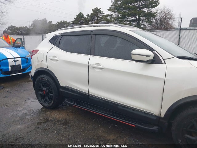 JN1BJ1CV8LW257804 Nissan Qashqai S/sv