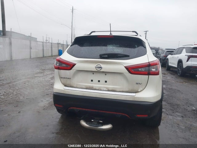 JN1BJ1CV8LW257804 Nissan Qashqai S/sv
