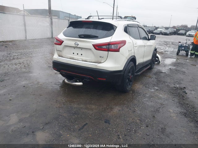 JN1BJ1CV8LW257804 Nissan Qashqai S/sv