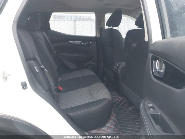 JN1BJ1CV8LW257804 Nissan Qashqai S/sv