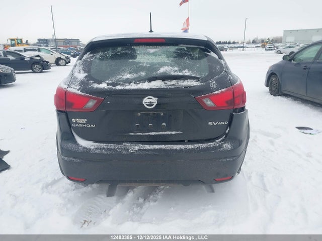 JN1BJ1CR8JW290351 Nissan Qashqai S/sl/sv