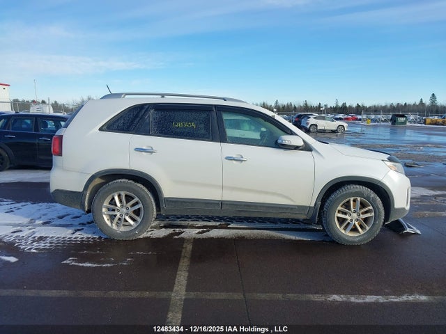 5XYKT3A68FG551512 KIA SORENTO LX
