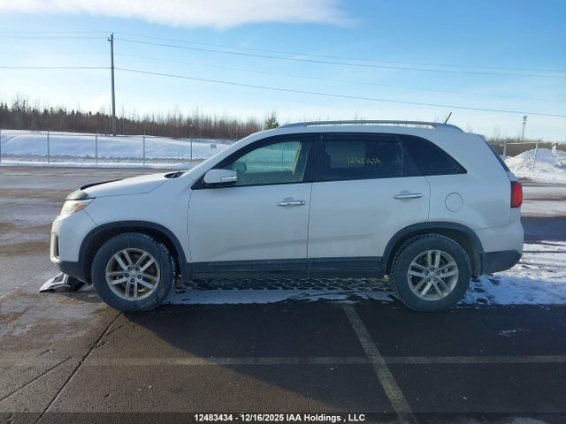 5XYKT3A68FG551512 KIA SORENTO LX