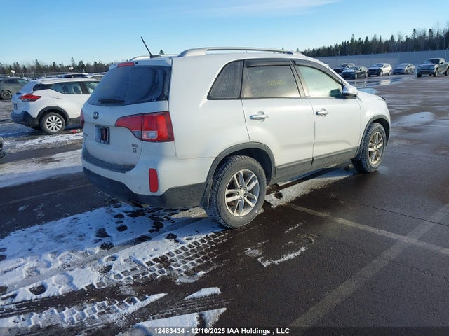 5XYKT3A68FG551512 KIA SORENTO LX