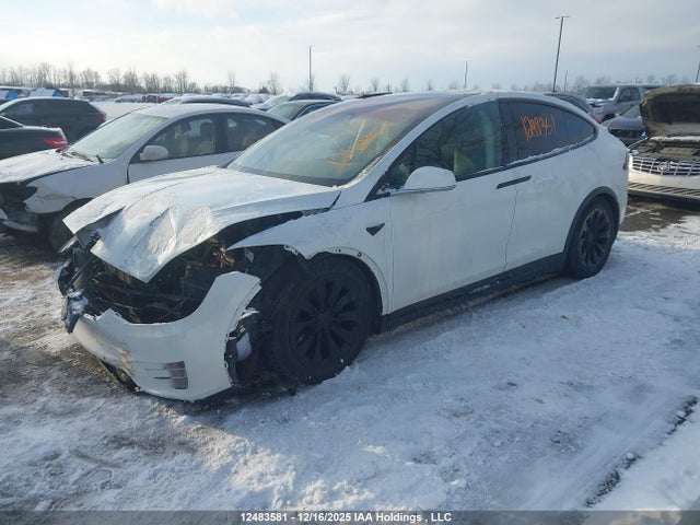 Tesla Model X 60d/70d/75d/90d 2016 5YJXCDE21GF030241 Image 2