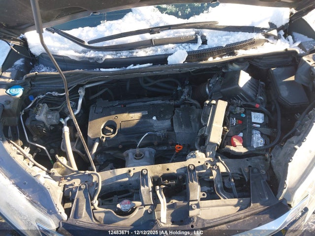 2HKRM4H47GH105786 Honda CR-V SE