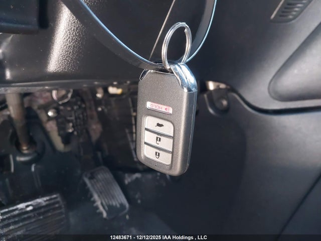 2HKRM4H47GH105786 Honda CR-V SE