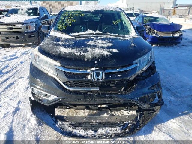 2HKRM4H47GH105786 Honda CR-V SE
