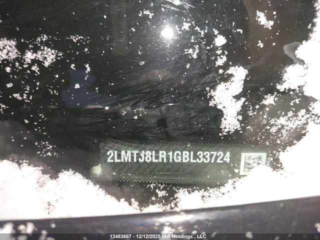 2LMTJ8LR1GBL33724 Lincoln MKX