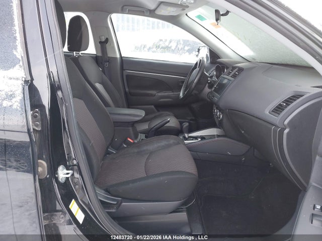 JA4AH3AU0KU602032 Mitsubishi Rvr Se/es