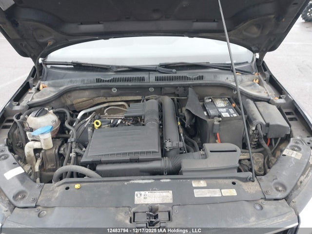 3VW267AJ4GM225386 Volkswagen JETTA S