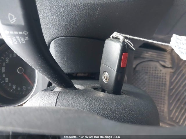 3VW267AJ4GM225386 Volkswagen JETTA S