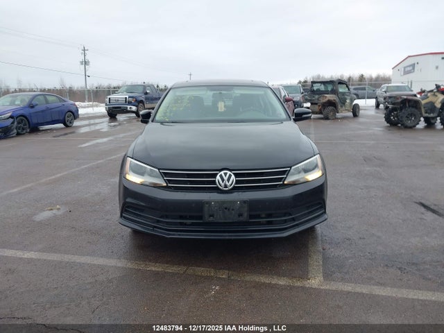 3VW267AJ4GM225386 Volkswagen JETTA S