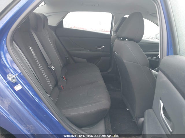 KMHLM4AG5MU100125 Hyundai Elantra Preferred Ivt