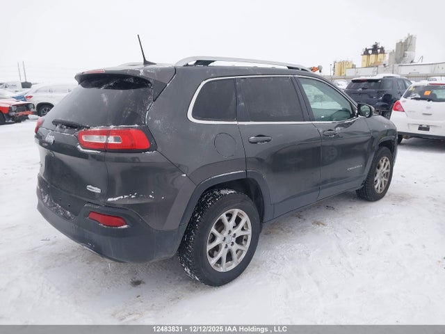 1C4PJMCS9GW276460 Jeep Cherokee North