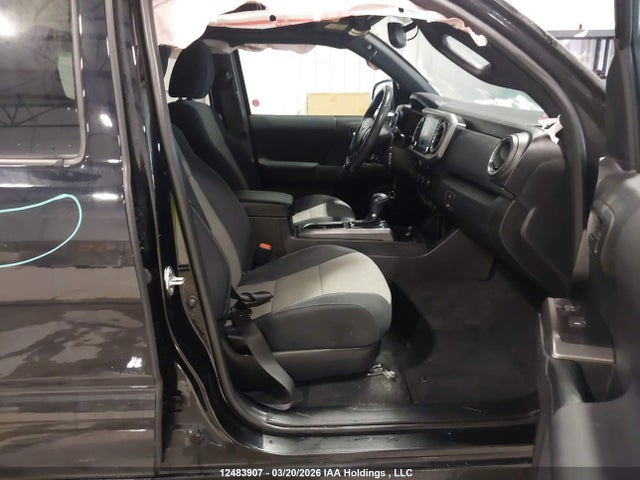 Aukcja sprzedaży 2022 Toyota Tacoma Double Cab/sr5/trd Sport/trd Off Road, vin: 3TYDZ5BN0NT014695, numer aukcji: 12483907